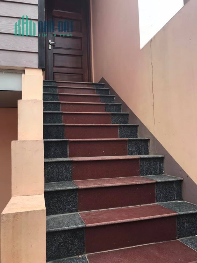 Cần bán gấp căn biệt thự hiện đại khu apex túc duyên gần trường chuyên.