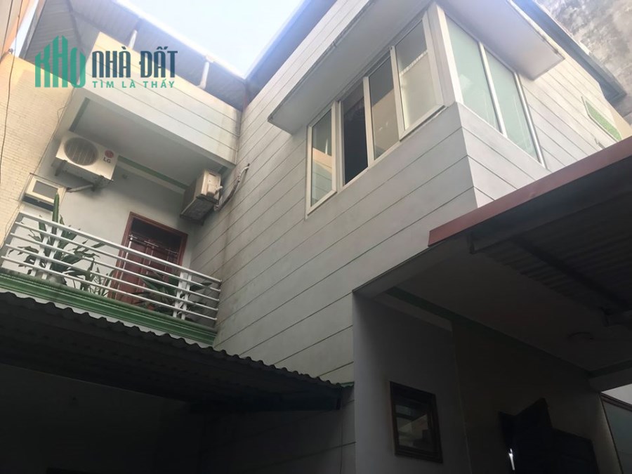 Bán biệt thự đẹp gần chợ Đồng Quang thuộc lô 2