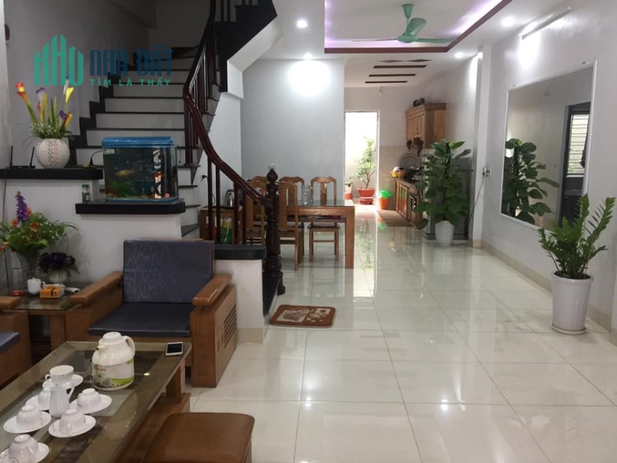 Căn nhà 2,5 tầng KDC 7B Túc Duyên