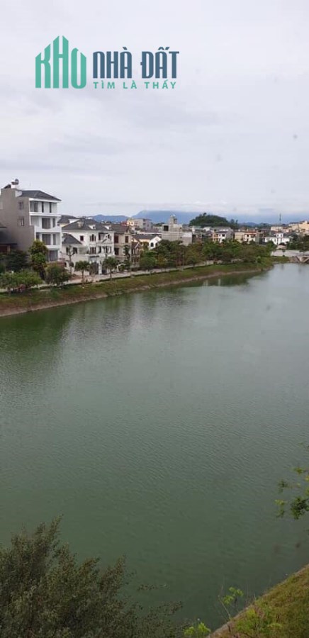 Vị trí đẹp nhất hồ Xương Rồng.