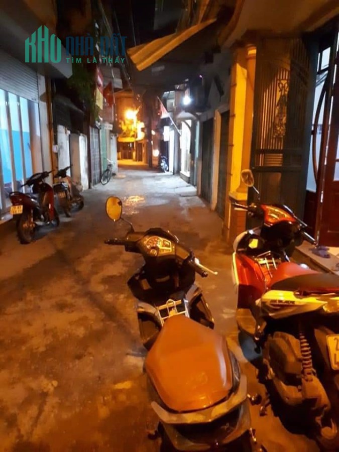 Bay ngay nhà Giáp Nhị, ô tô cách nhà 30m, 47m2, 5T, MT 4m, 2.35 tỷ