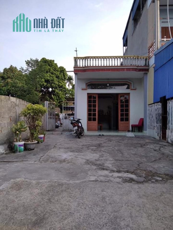 bán căn nhà ủy ban Sơn Cẩm vào trường nghề