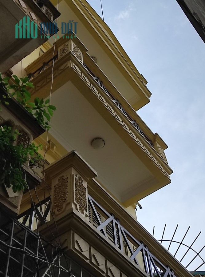 Bán nhà Định Công quận Hoàng Mai, 50m x 4T, giá 2.85 tỷ, 0902556333