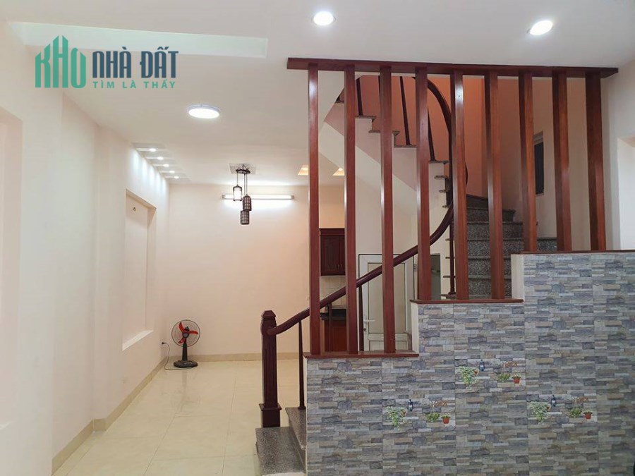 Bán Nhà Nguyễn Trãi Thanh Xuân, 50m2, 4T, 3.8 tỷ, 50m ra phố Nguyễn Trãi.