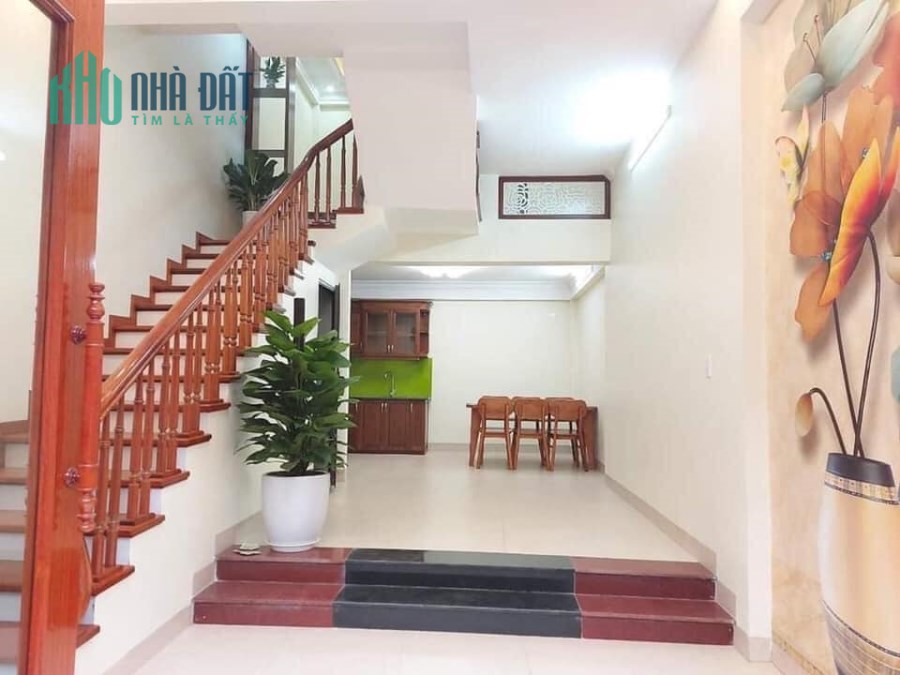 cần bán căn nhà 4 tầng Nguyễn Thị Duệ. Phường Thanh Bình TP Hải Dương