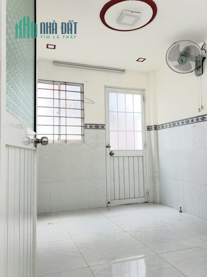 MT Đường Thành Thái, nhà mới đẹp, 21m2 2 lầu 2.1 tỷ LH: 0783228418