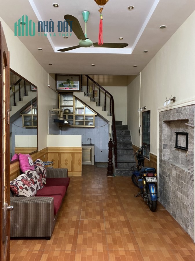 Bán nhà riêng phố Trung Phụng, Phương Liên, Đống Đa, 33m2 x 3t, mt 3m, chỉ 3,1 tỷ