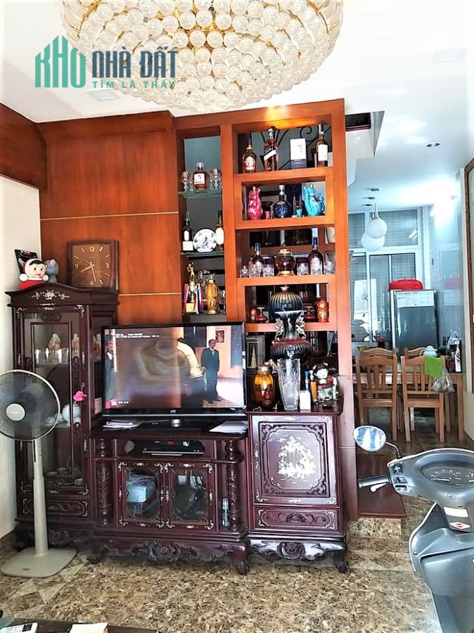 Bán nhà ngõ 109 Hoàng Ngân, Thanh Xuân, HN. DT 48m2*5T; giá 3,7tỷ
