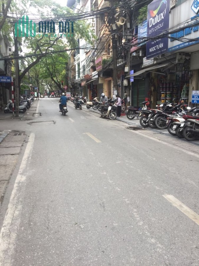 Bán nhà mặt phố Hàng Hòm, Hoàn Kiếm, kinh doanh đỉnh cao, 40m x 3t, chỉ 19,5 tỷ