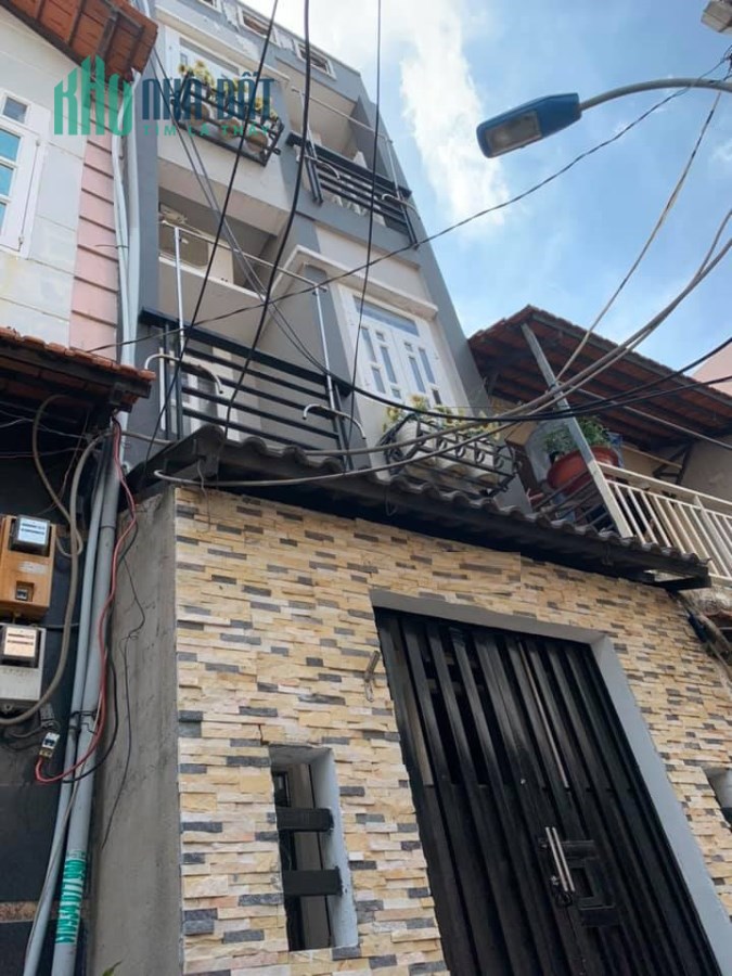 Bán gấp nhà HXH siêu rẻ đường Tôn Thất Thuyết, Phường 16, Quận 4. Giá 3.75 tỷ.
