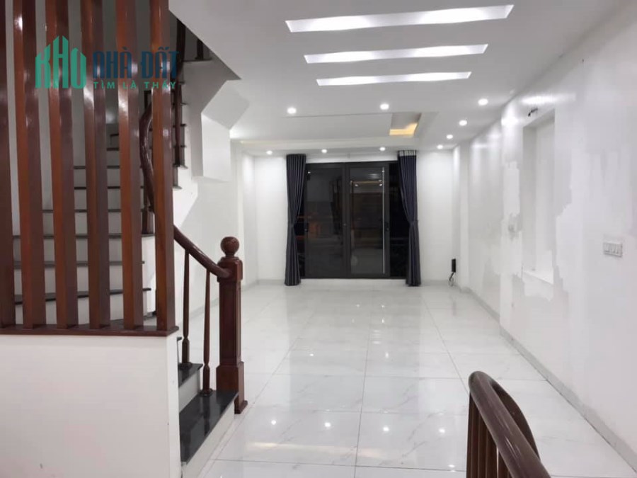 Bán Gấp Mặt Phố Ngô Giá Tự Hà Đông. 5 Tầng, Giá 6.7 tỷ