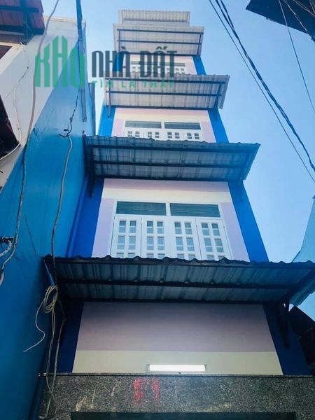 Chính chủ Nhà bán siêu rẻ đường Đoàn Văn Bơ, Phường 16, Quận 4. 25m2 giá 2,45 tỉ.