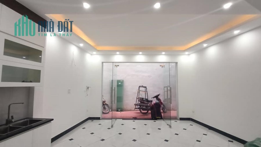 Bán nhà tuyệt đẹp Nguyễn Trãi 32x5T 3.6MT 3 tỷ ba gác tránh, đỗ tại nhà
