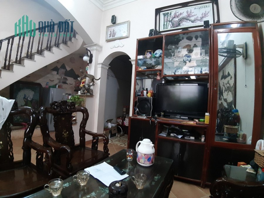 Chính chủ cần bán gấp nhà 3 tầng Hạ Trì - Hà Cầu - Hà Đông - HN. Giá chỉ 2.55 tỷ. Có thương lượng.