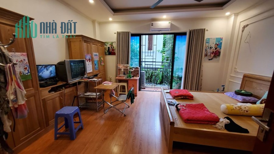 GIẢM SỐC !! nhà Nguyễn Sơn siêu đẹp, ngõ oto, 41m2, 5 tầng, MT5m, nhỉnh 4 tỷ