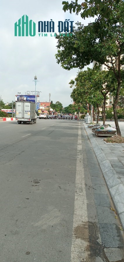 BÁN ĐẤT, NHÀ MẶT ĐƯỜNG ĐẠI LỘ – Q. TÂY HỒ