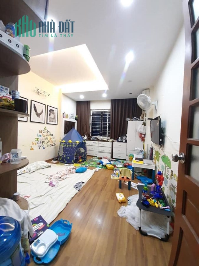 Nhà Ngô Quyền - HĐ 40m2, MT 3,6m. Ô tô đỗ cửa. Giá 2.75 tỷ