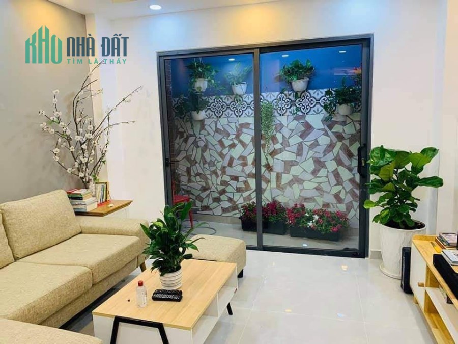 Căn siêu hiếm, với 2.5 tỷ có ngay nhà Q3, Kỳ Đồng, 20m2
