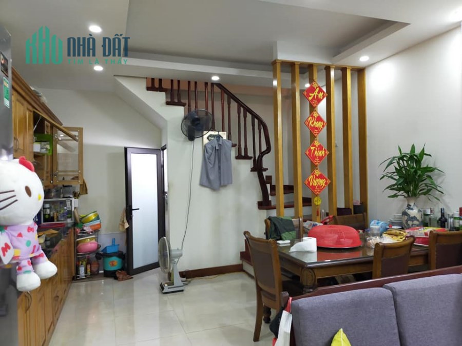 BÁN NHÀ QUAN NHÂN SIÊU TUYỆT ĐẸP 43mx5T, 3.5mt chỉ 4.5 TỶ MỚI ĐẸP MÊ LY