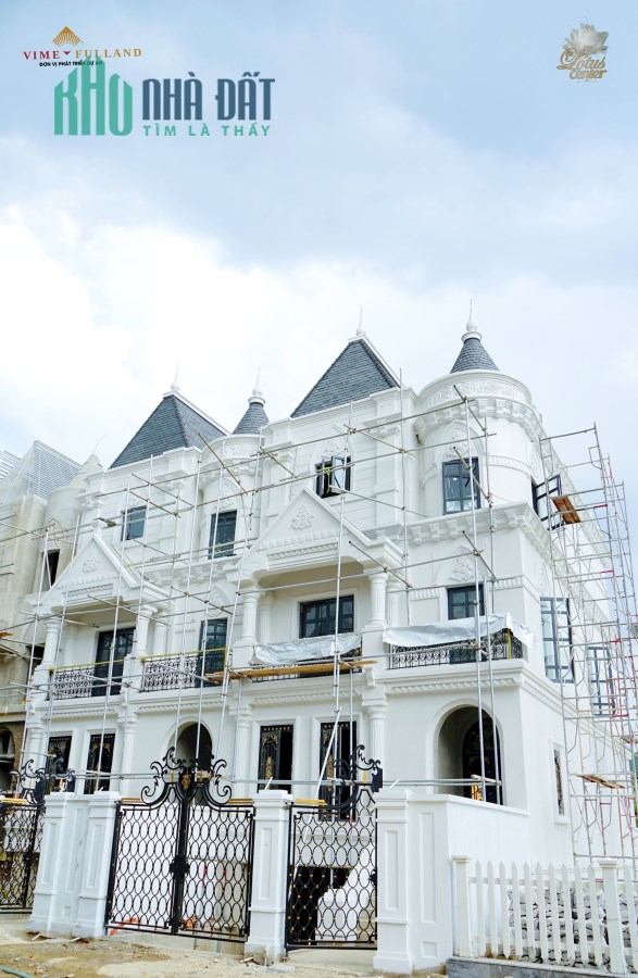 Bán biệt thự phong cách tân cổ điển châu Âu vị trí đẹp, 2 mặt tiền