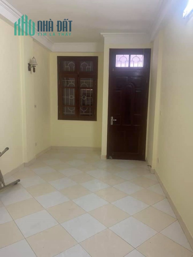 Nhà gần Phạm Văn Đồng, Cầu Giấy, 30m2, kinh doanh nhà trọ, nhỉnh 3 tỷ