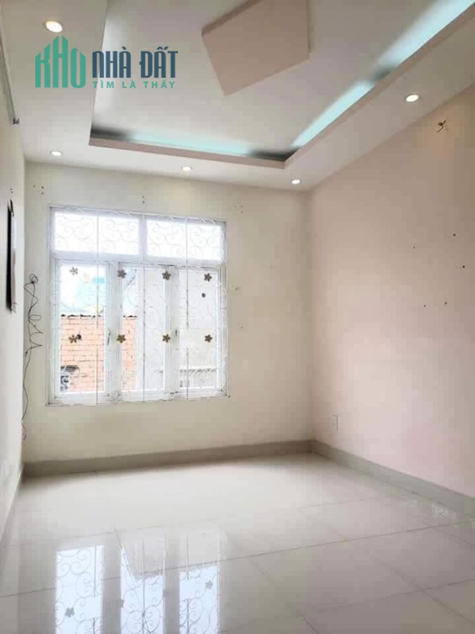 Nhà đẹp cần bán Trung Tâm 4 Quá Rẻ chỉ 3.35 tỷ