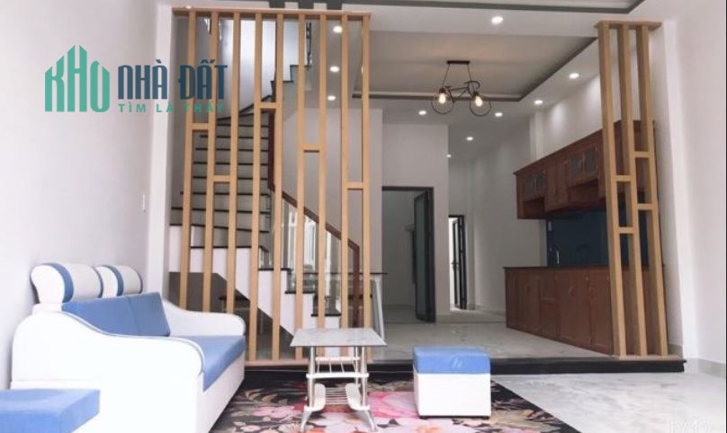 Chỉ 4 tỷ 9 42m2 - Bán lẹ nhà đẹp hẻm 601 Cách Mạng Tháng Tám, Quận 10