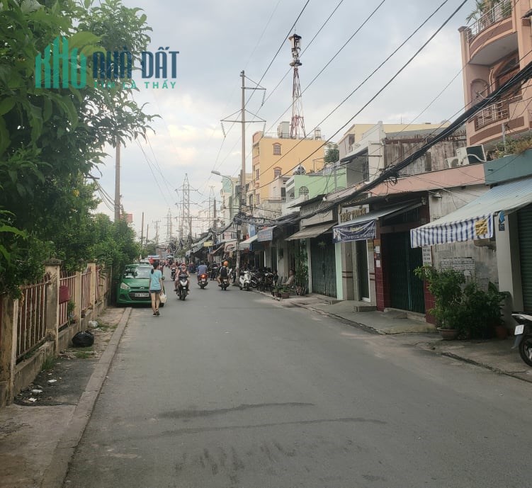 Nhà 3 tầng, giá chỉ 2,1 tỷ đường Thích Quảng Đức, Phường 4, quận Phú Nhuận