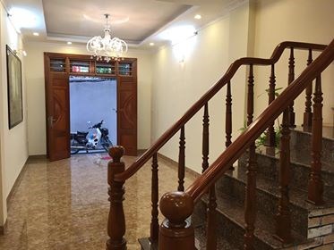 Bán nhà mặt ngõ 8 Võng Thị thông sang ngõ 514 Thụy Khuê, Tây Hồ DT 50m2 x 5T. Giá 5,2 tỷ.