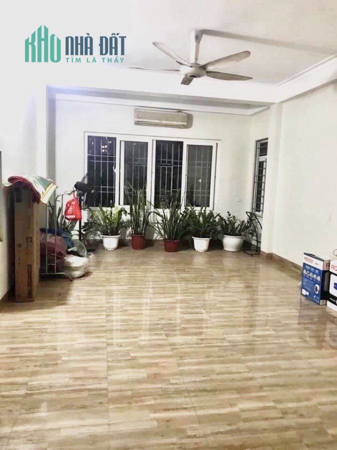 Bán Gấp Nhà KĐT Văn Quán. 200m2, MT 10m, Giá 21.5 tỷ.