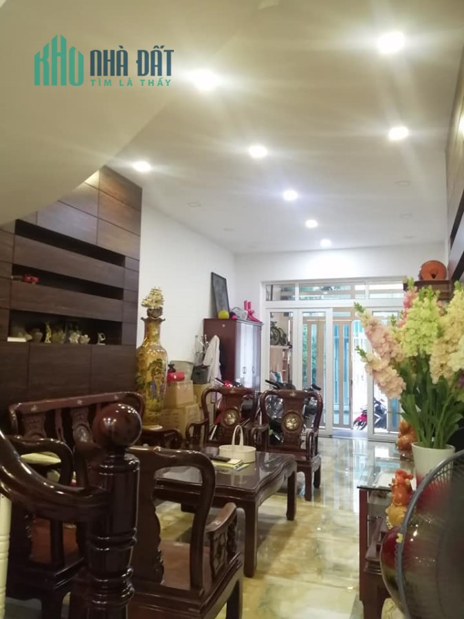 Định cư bán gấp nhà 338 Âu Cơ Quận Tân Bình. 65M2 ChỈ 6 Tỷ.