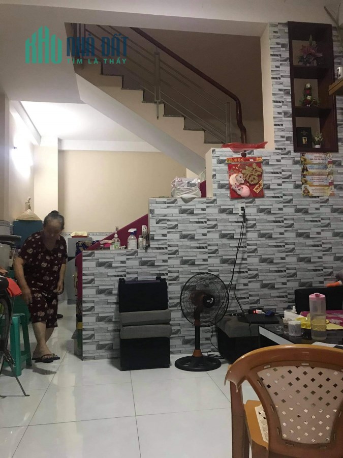 Nhà bán gấp đg Âu Cơ, Tân Bình,44m2, giá 3,5 tỉ,lh 0967748388