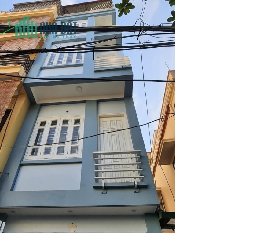 Bán nhà riêng ô tô, ngõ 73 Phố Hoàng Ngân, DT 37m2, 5 tầng, giá 4 tỷ.
