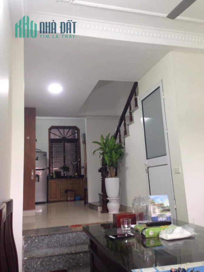 Siêu hiếm! Nhà đẹp Đường Hàmh Nghi, ô tô vào nhà, giá chỉ 4.51 tỷ. Cạnh vinhoms gardenia