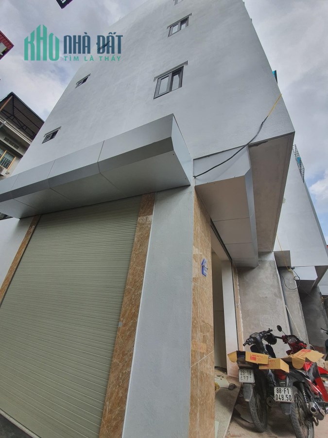 NHÀ MỚI KOONG - FULL NỘI THẤT NHẬP KHẨU - LÔ GÓC - GẦN PHỐ.