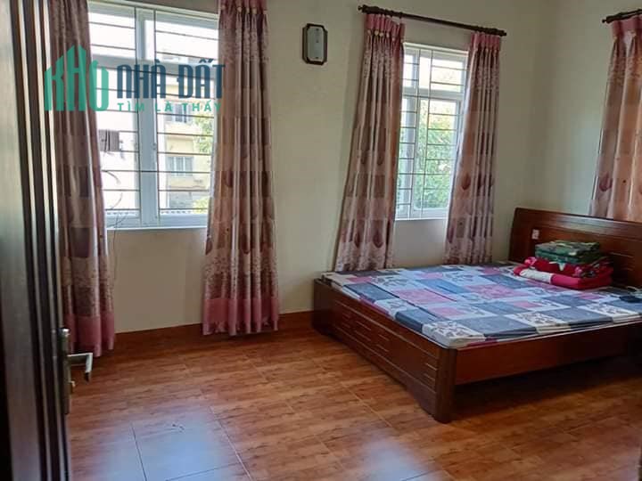 Bán nhà Cổ Nhuế 52m2, mặt tiền 8m,gần mặt phố Phạm Văn Đồng, lh 0913152363