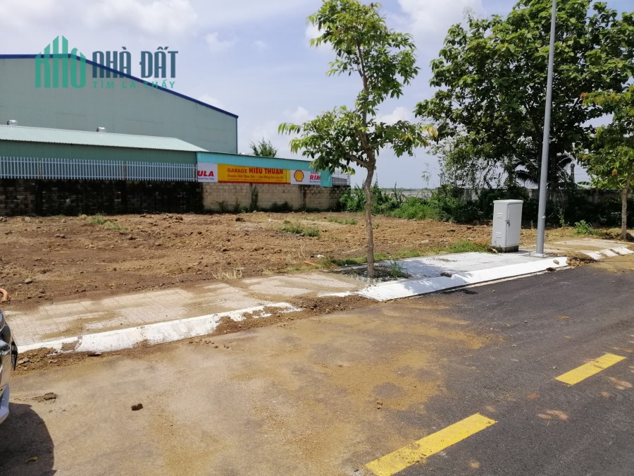Đất nền sổ đỏ Bà Rịa Vũng Tàu, gần bệnh viện 700 giường, 2 lô mặt tiền liền kề