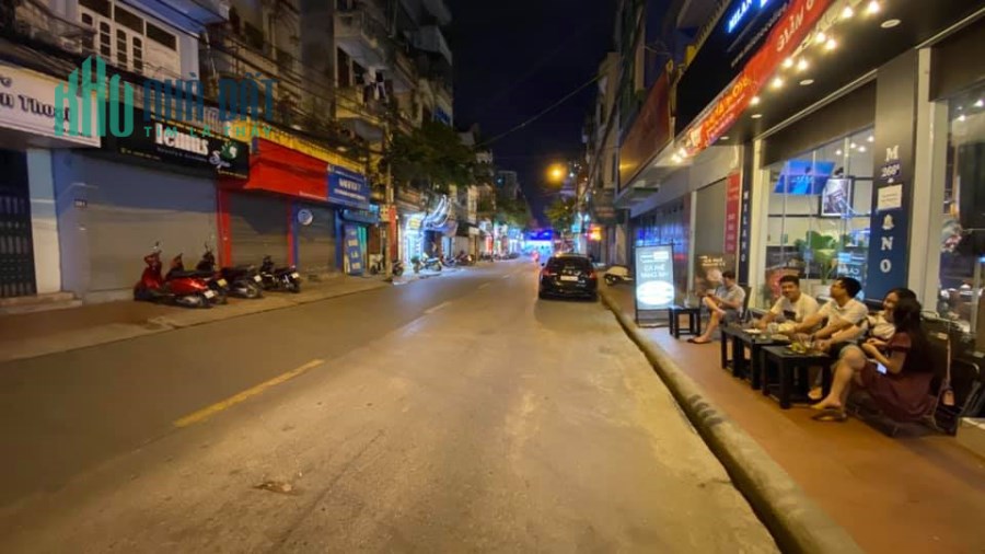 Bán nhà KĐT Giang Biên,đường ô tô tránh,vỉa hè rộng,kinh doanh,41m,5 tầng,3.85 tỷ.