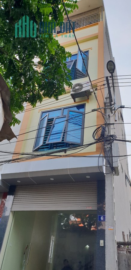 Nhà đẹp, mới xây, ngõ thông, rộng kinh doanh Khu đô thị Vân Canh 40m2x4T giá chỉ 2,95 tỷ.