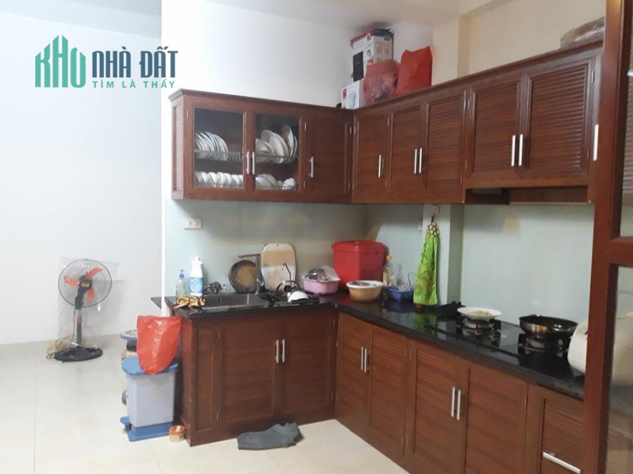 Chính chủ bán nhà đẹp Khâm Thiên 4 tầng sđcc giá chỉ 1,35 tỷ, lh 0913152363