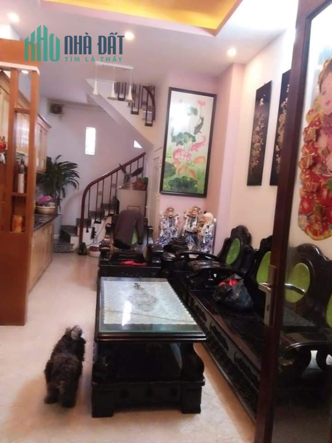 Bán nhà Ngọc Lâm Diện Tích 65m 4 tầng, Mặt Tiền 5m nhỉnh 3 tỷ.