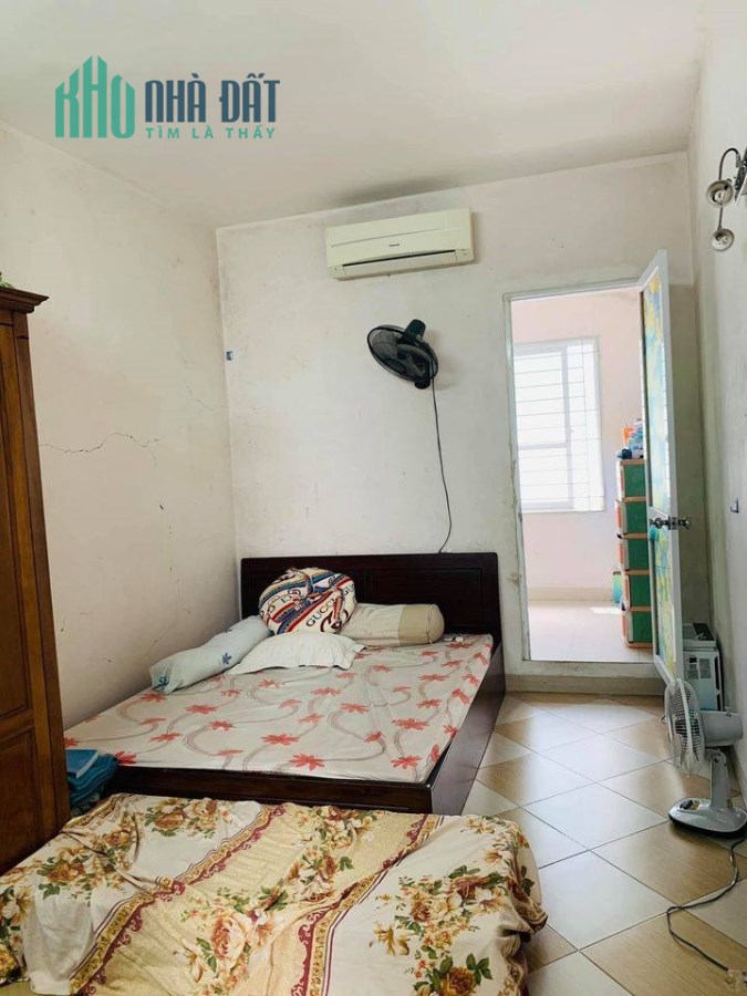 RẺ!Bán Nhà Ngõ Khâm Đức, Đống Đa, 40m2, 4 Tầng, 3.4 Tỷ,0378671294
