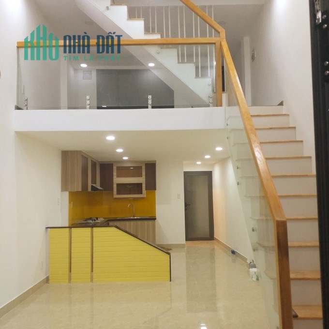 Bán nhà đường CMT8, quận 10- 55m2- 4 PN- hẻm thông, giá yêu thương chỉ 6.6 tỷ