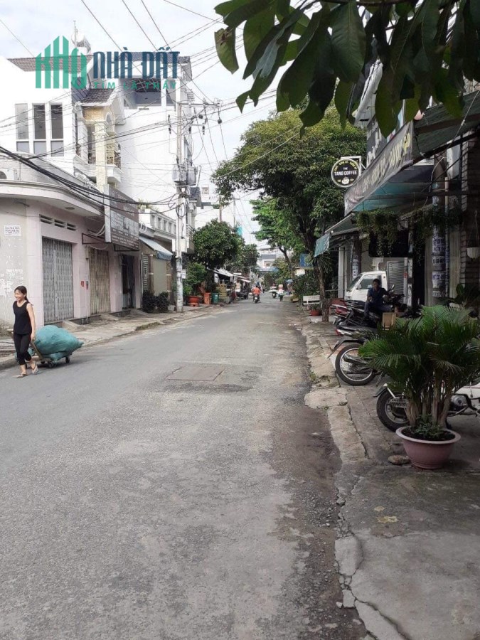 Bán nhà 65 m2 5 tầng , hểm xe tải , Nguyễn Thanh Tuyền chỉ 6 tỷ 3