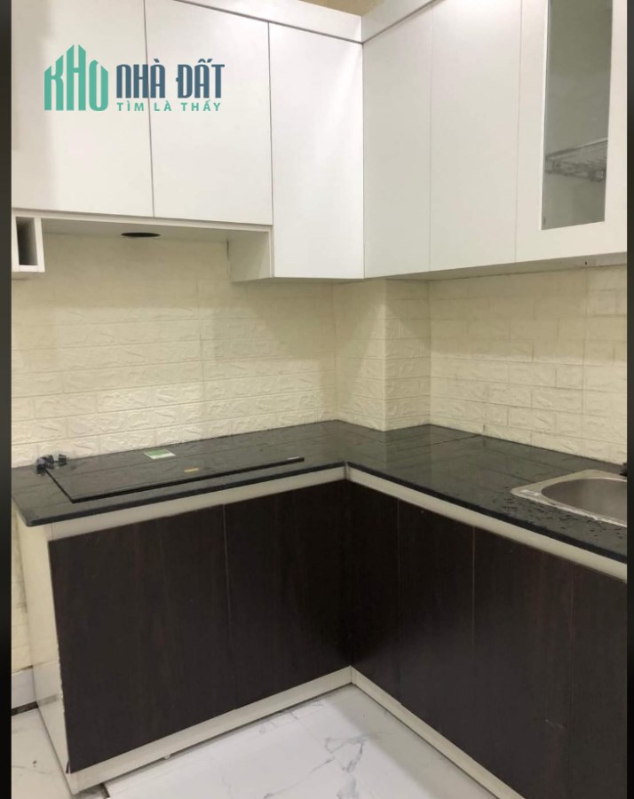 Hot Bán nhà tại Yên Hòa diện tích 30 m2, 5 tầng giá 2.65 tỷ. Gần công viên Cầu Giấ