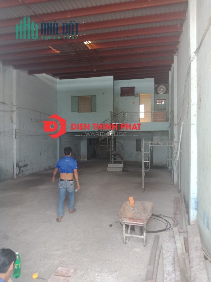 Cho thuê kho nhà xưởng thuộc khu vực đường  18B quận  Bình Tân 10X20 giá  19tr LH 0938.024.238
