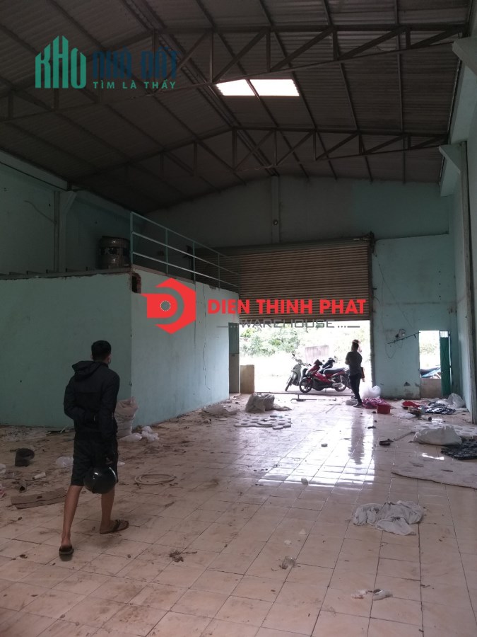 cho thuê kho xưởng đường Mã Lò thuộc quận bình tân 12X20 giá 22tr LH 0938.024.238
