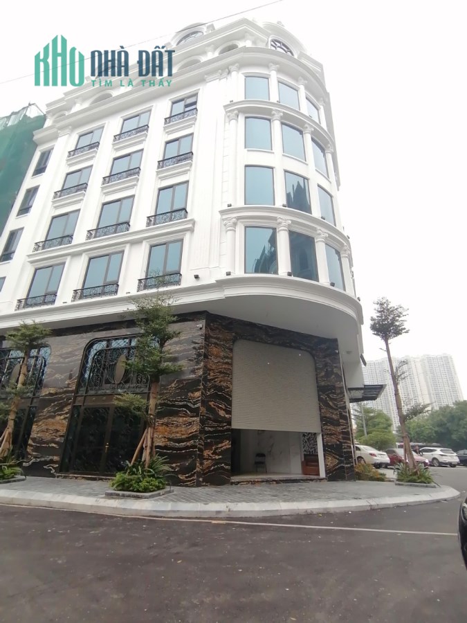 Bán tòa nhà 8 tầng dt 300m2 phố Trần Thái Tông.. GIÁ BÁN 100 tỷ