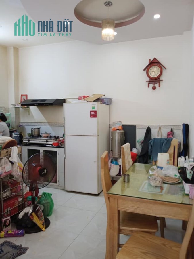 TẾT!!!Bán nhà Tân Phú Hẻm xe hơi, 4.4x10m chỉ 4 tỷ