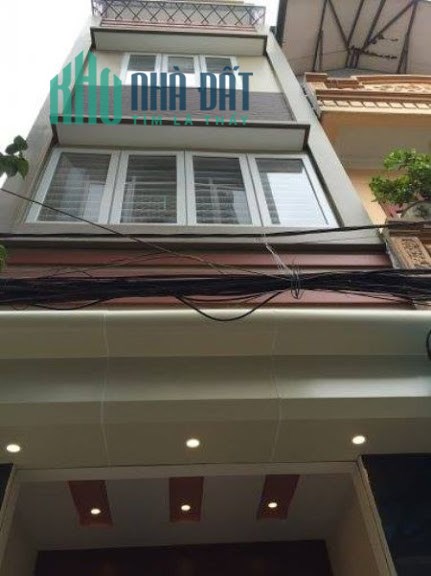 Bán nhà ngõ 225/5 Quan Hoa, Cầu Giấy, diện tích 30 m2, 5 tầng ,mt 4,3 m giá 3,85 tỷ